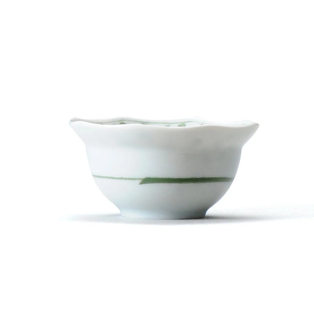 菊唐草（緑）八角小付（カット3）
