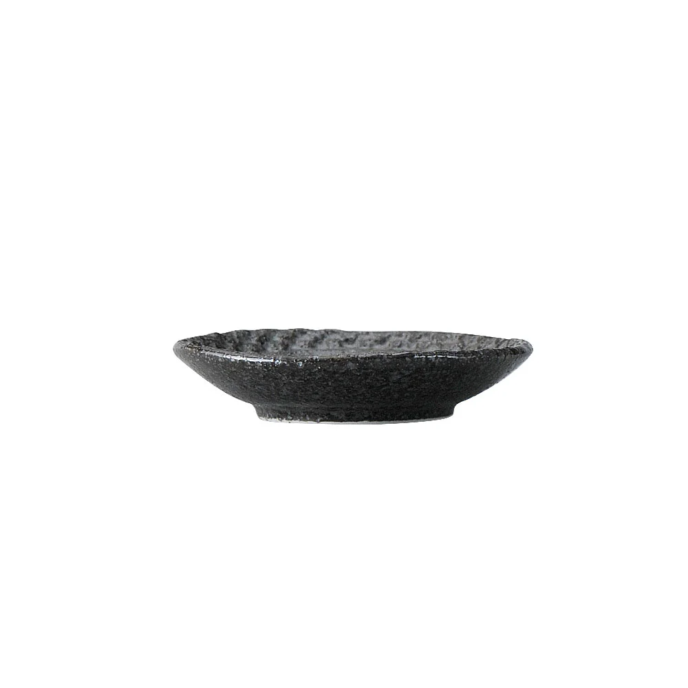 黒結晶渕市松小皿（カット3）