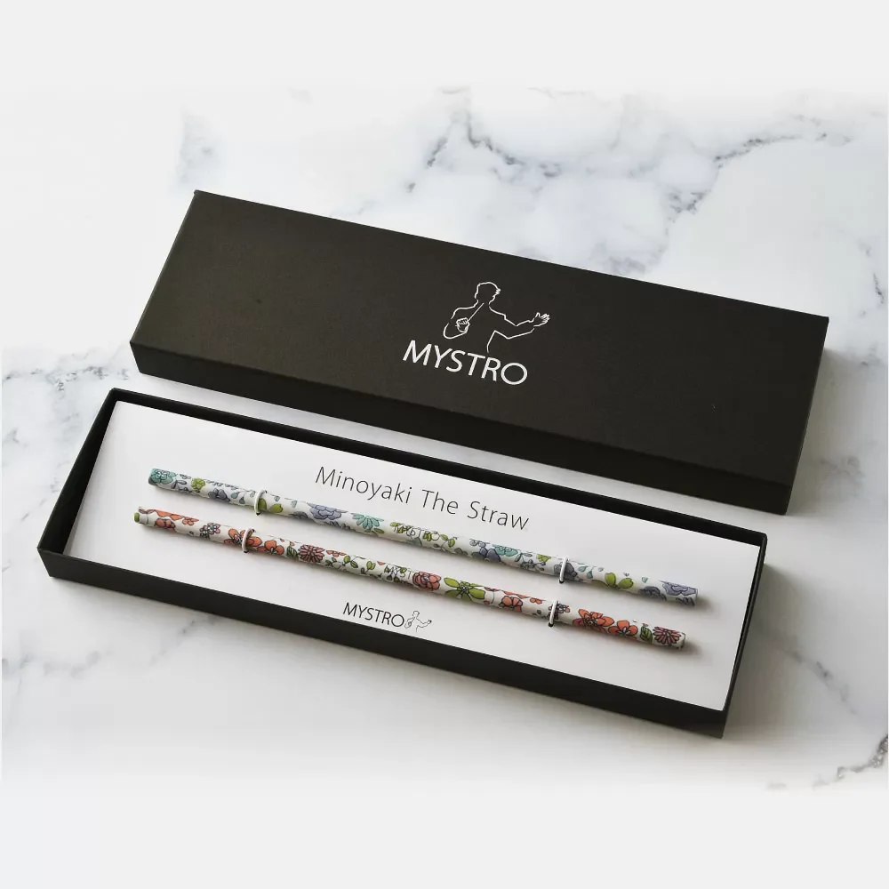 MYSTROのギフトボックス入り美濃焼ストロー「Minoyaki The Straw」。花柄の陶磁器ストロー2本セット